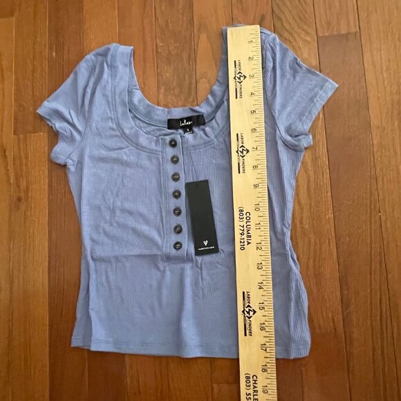 Lulus Fitted Light Blue Top Shirt Size Small New P1 - Picture 4 of 8